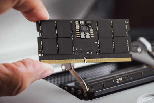 GoodRAM DDR5 Memory RAM with 1x8GB Module and Speed 5600 for Laptop