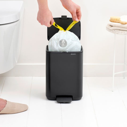 Brabantia Κάδος Bo Pedal Απορριμμάτων Πλαστικός με Πεντάλ Μαύρος 4lt