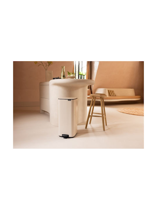Brabantia Waste Bin Waste Plastic with Pedal Beige 30lt 1pcs