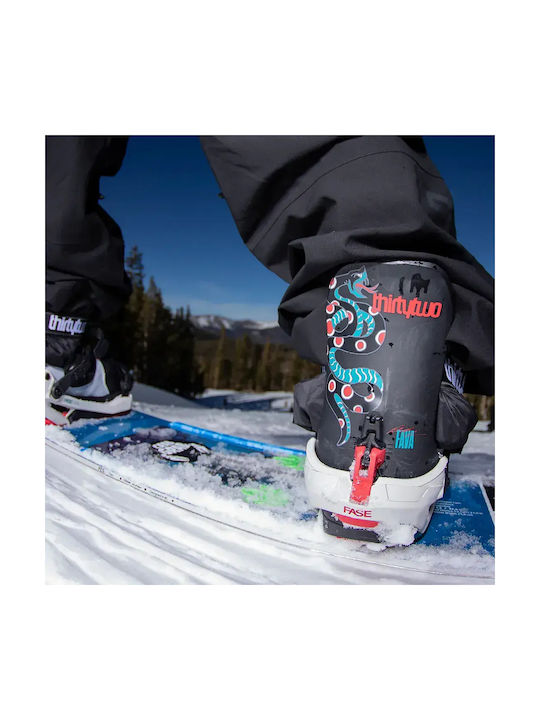 Thirty two Ski & Snowboard Bindings