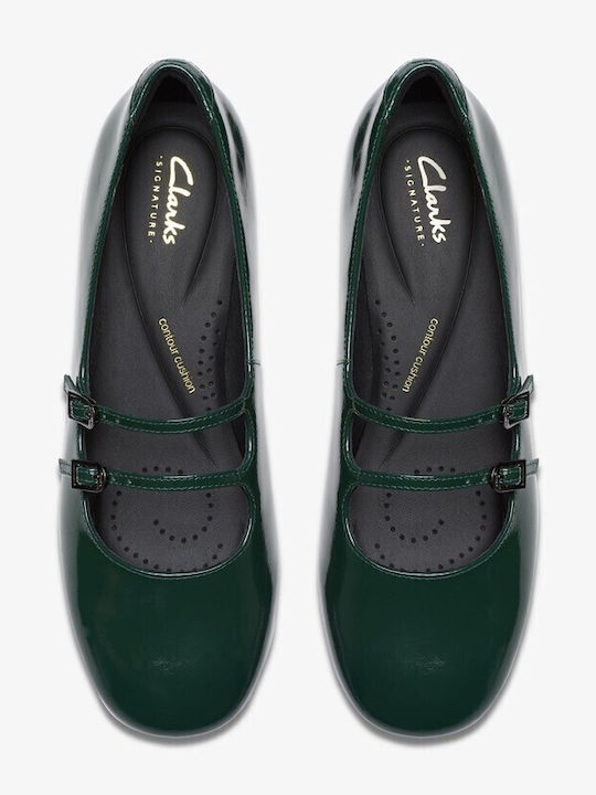 Daiss30 Shine Pumps Khaki