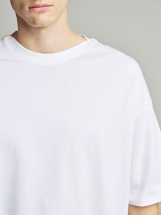 T-shirt White