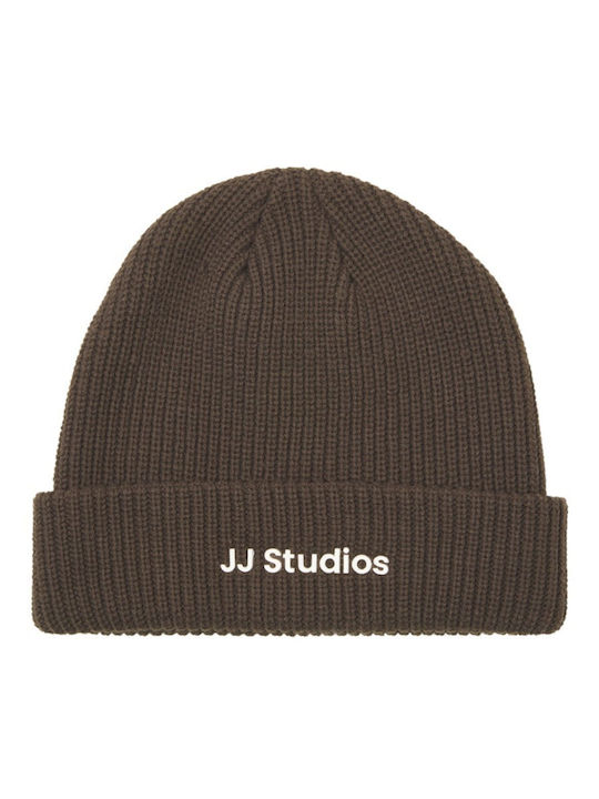 Beanie Beanie Knitted in Brown color