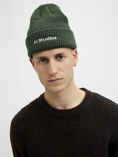 Beanie Unisex Beanie Knitted in Green color