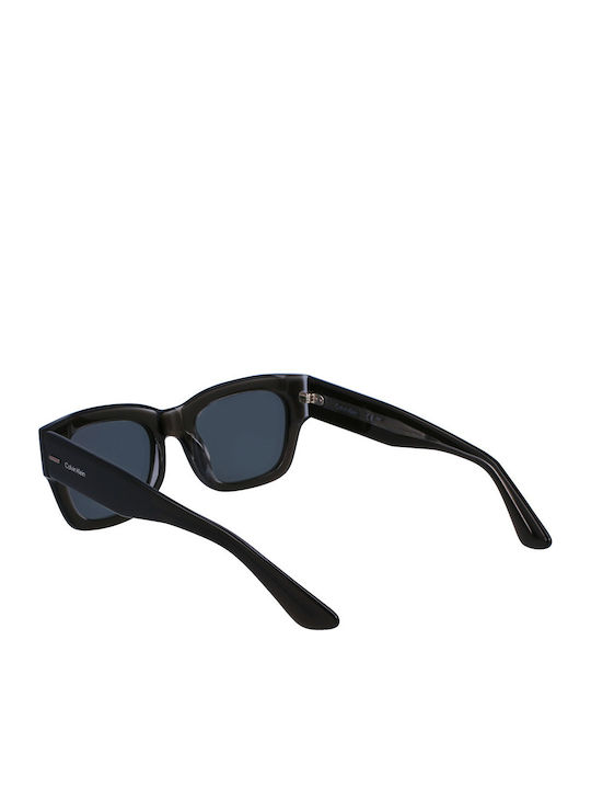 Calvin Klein Feminini Ochelari de soare cu Negru Cadru și Gri Lentilă CK23509S 059