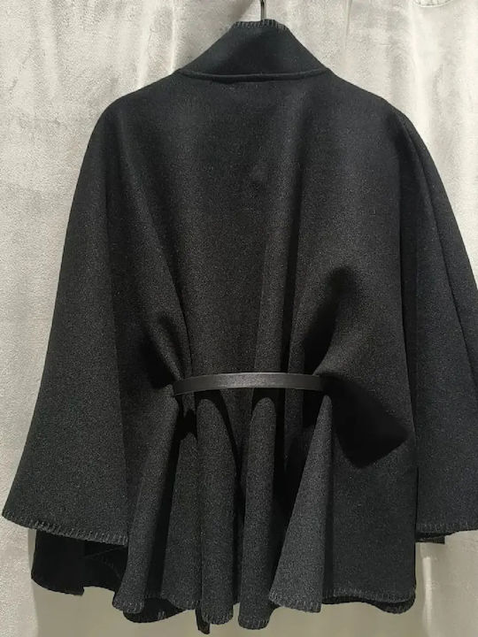 Femeie Black Capa