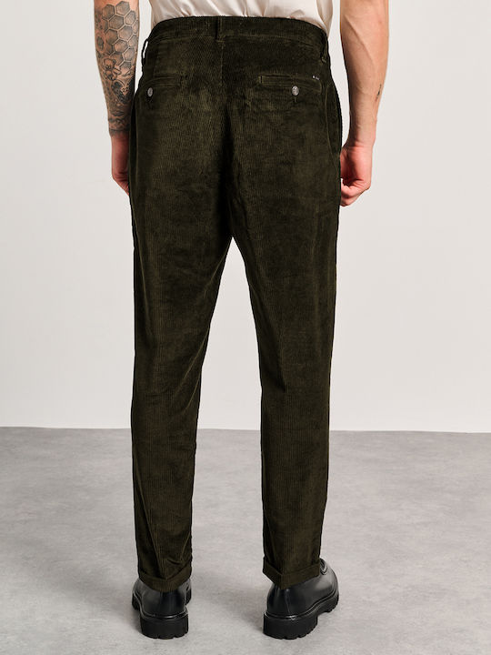 Culton Trousers in Tapered Line Olive