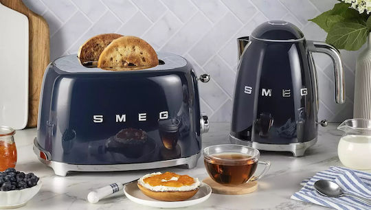 Smeg Fierbător 1.7lt 2400W Maro