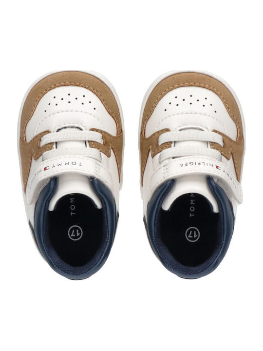 Tommy Hilfiger Βρεφικά Sneakers Αγκαλιάς Μπεζ