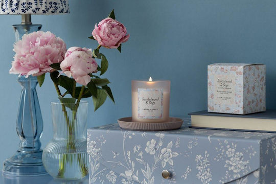 Laura Ashley Ароматична Свещ от Соя в Буркан Сандалово Дърво и Салвия Laura Ashley Ароматична Свещ от Соя в Буркан Сандалово Дърво и Салвия