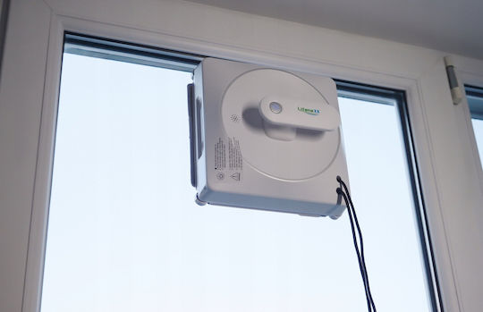 Technaxx Battery Robot Window Cleaner White