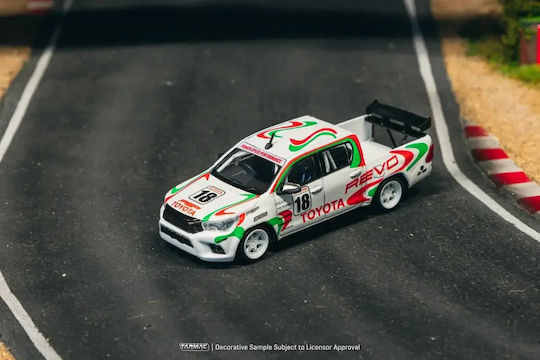 Модел Автомобил Toyota Hilux №18 1:64 Tarmac Works