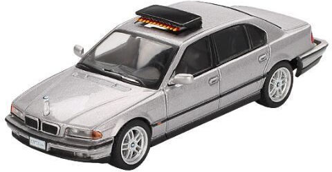 Macheta Auto Bmw 750 Il E39 Tomorrow Never Dies English Blister Packaging 1997 1:64 Mini Gt Mgt00902-007e