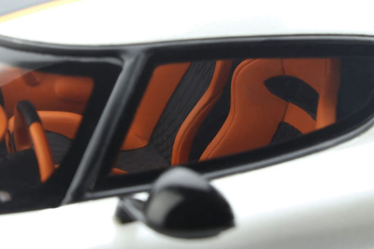 Machetă Mașină Koenigsegg Regera 2018 Alb Scara 1:18 Gt Spirit Gt391