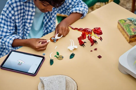 LEGO Creator 3-in-1 Свиреп Динозавър за 8+ Години 283 Бройки