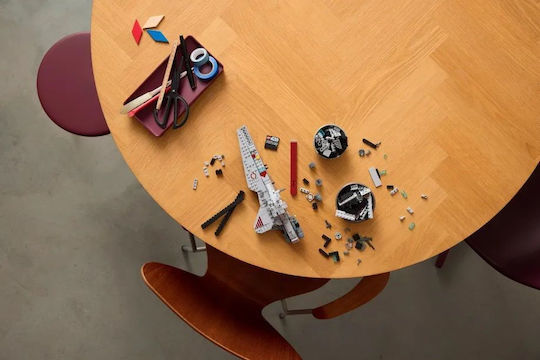 LEGO Star Wars Venator-Class Attack Cruiser за 18+ Години 643 Бройки