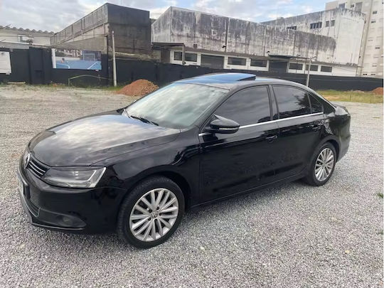 Капаци За Огледала Скоби Черен Пиано Лак Стил Батман Подходящ За VW Пасат B7 CC Буболечка Джета Сцироко Еос