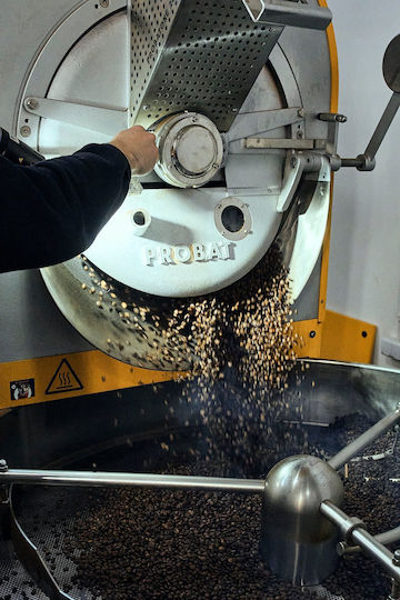 Coffee Plant Кафе Еспресо Арабика Бразилско Classic на Зърна 250гр