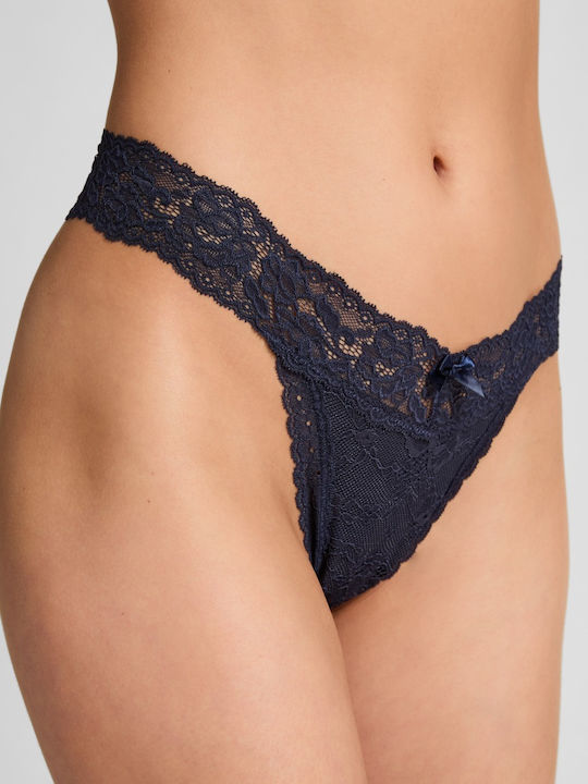 Madison Γυναικείο String με Δαντέλα Μπλε