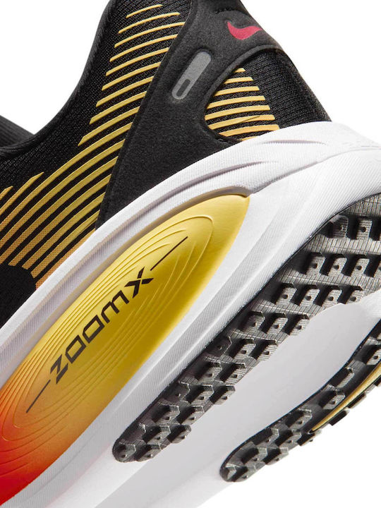 Vomero Herren Sportschuhe Laufen Black / Light Crimson / Topaz Gold / Bright Crimson