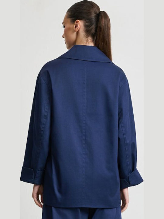 Femeie Blue Trenci