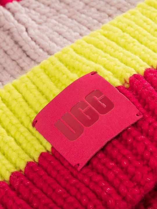 Chunky Rib Beanie Frauen Beanie mit Rippstrick in Fuchsie Farbe