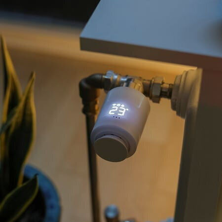 HAMA 176592 Electronic Thermostatic Radiator Valve with Wi-Fi for Radiator Body 1pcs