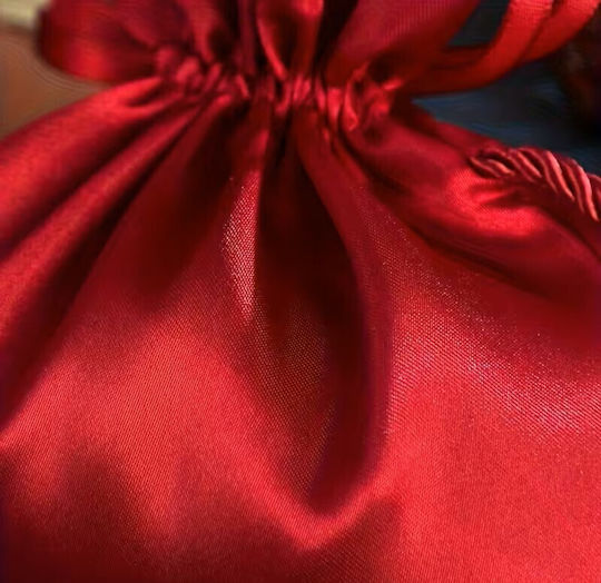 By Queen Luxury Gift Pouch Red Pearl Σατέν Πουγκί