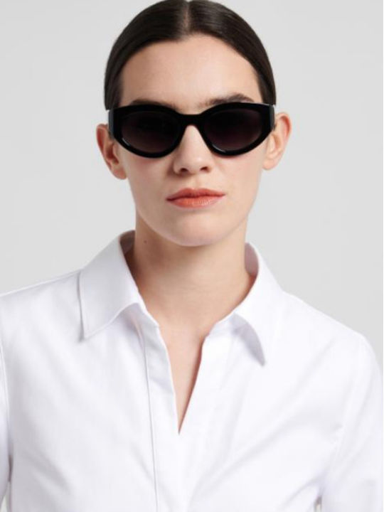 Carolina Herrera Unisex Sunglasses with Black Horn-Rimmed Frame and Grey Gradient Lens HER 0370/S 807/9O