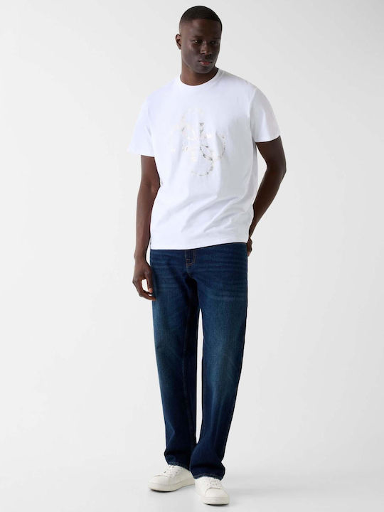 T-shirt White