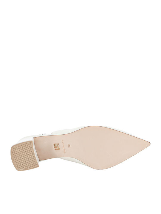 Leder Pumps mit mittelhohem Absatz Ecru