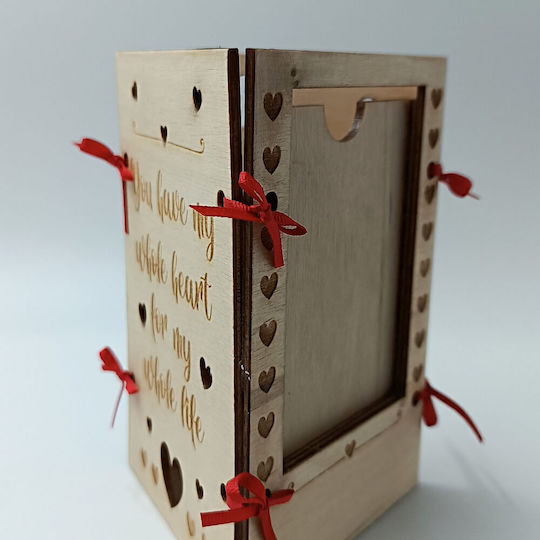 ToXylo Frame Wooden Heart Shaped with Beige Frame