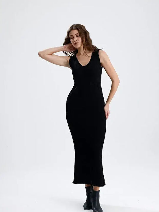 Women's Black Set with Pants with Elastic in Relaxed Fit