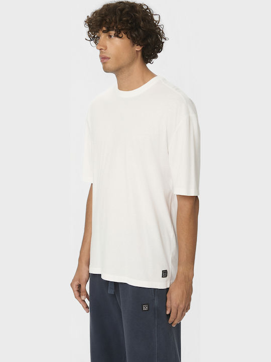 T-shirt White