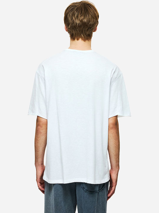 T-shirt White