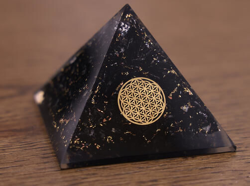 Pyramide Organit-Sugite Symbol Blume Lebens 70mm