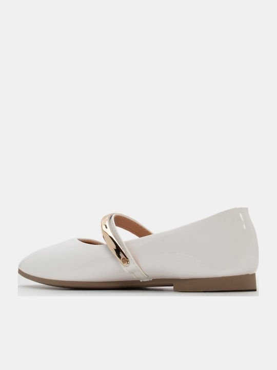 Women's Pointed Toe Ballerina Shoes With Strap In White Colour
