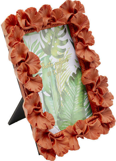 Kare Design Plastic Photo Frame with Red Frame