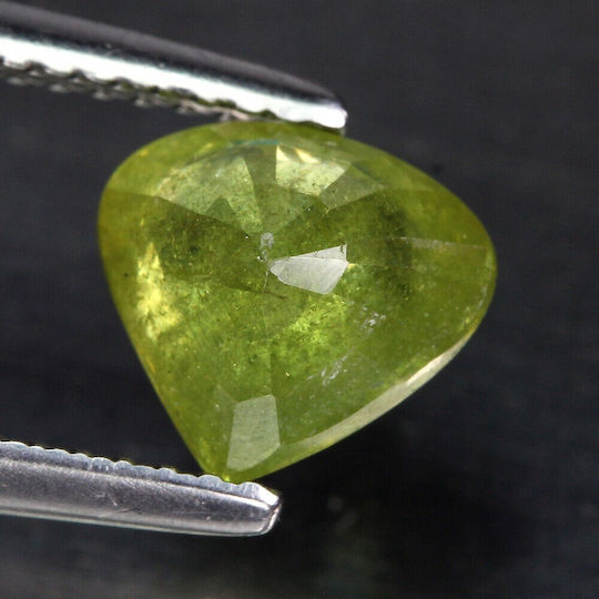 Tytanit Green Natural Stone 1.68ct