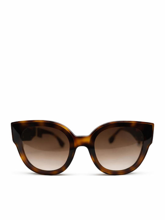 Fendi Ochelari De Soare Maro Cu Ramă Din Plastic Fendi Ochelari De Soare Maro Cu Ramă Din Plastic