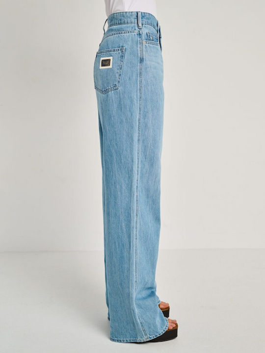Women's Jean Pants in Wide Leg Style