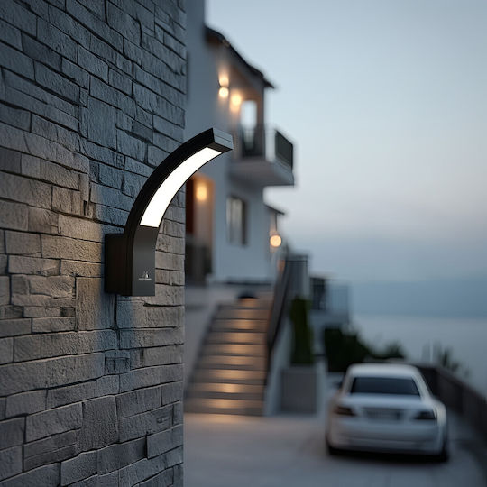 Maclean Energy Wall-Mounted Outdoor Light LED IP54 10W with Natural White Light