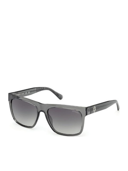 Guess Unisex Sunglasses With Grey Horn-Rimmed Frame And Grey Gradient Lens