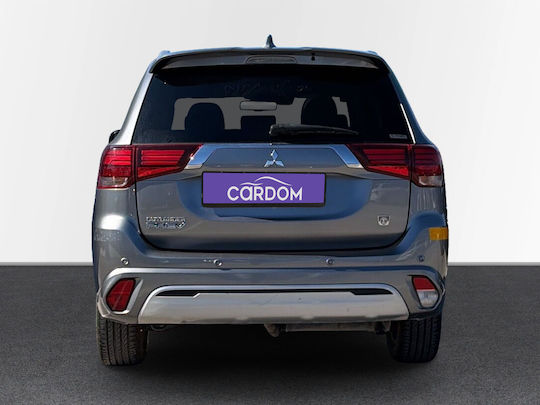 Mitsubishi Motors Outlander 2.4 PHEV Instyle Navi Plus Auto 4WD PHEV (Plug In) '20