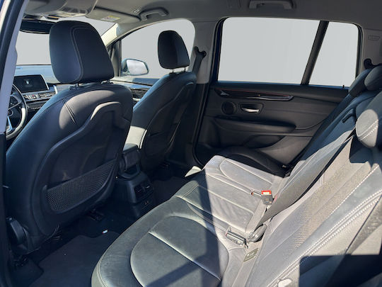 BMW Gebrauchtwagen Serie 2 Große Tourer 218i 21