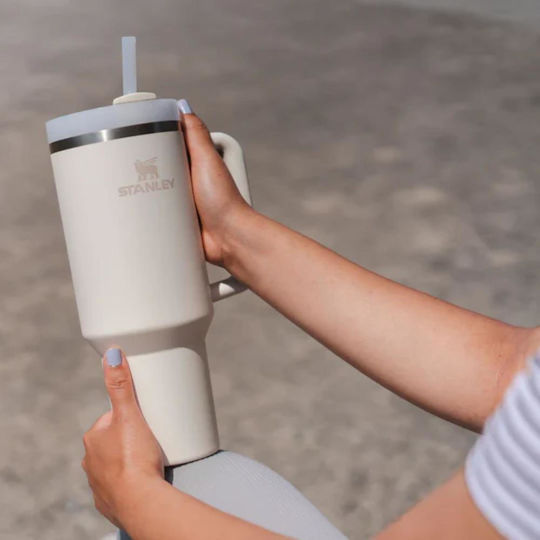 Stanley Quencher H2.0 FlowState Handled Tumbler Θερμός Ανοξείδωτο BPA Free 1.18lt Chilli Red με Καλαμάκι και Λαβή