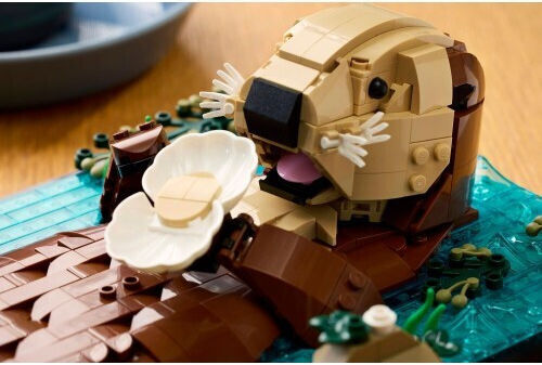 LEGO Ideas Floating Sea Otters for 18+ Years 1234 Pieces