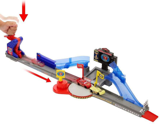 Mattel Disney Cars Голяма Състезателна Писта Piston Cup Stunt Писта за 4+ Години
