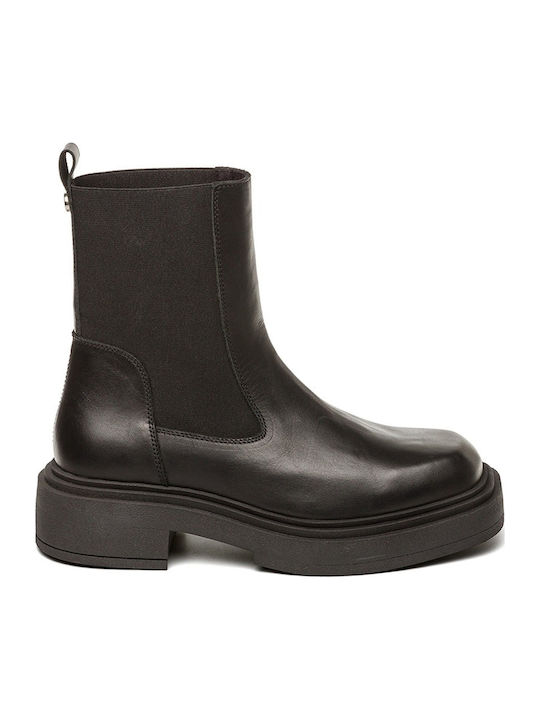 Steve Madden