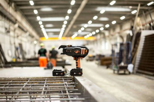 Dedra Ηλεκτρικό Εργαλείο Μπαταρίας 18V 2x4Ah με Θήκη